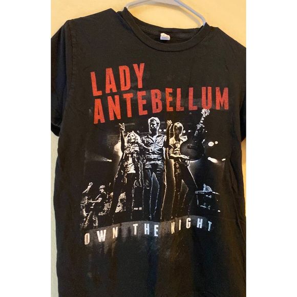 Lady Antebellum tee - Picture 4 of 4